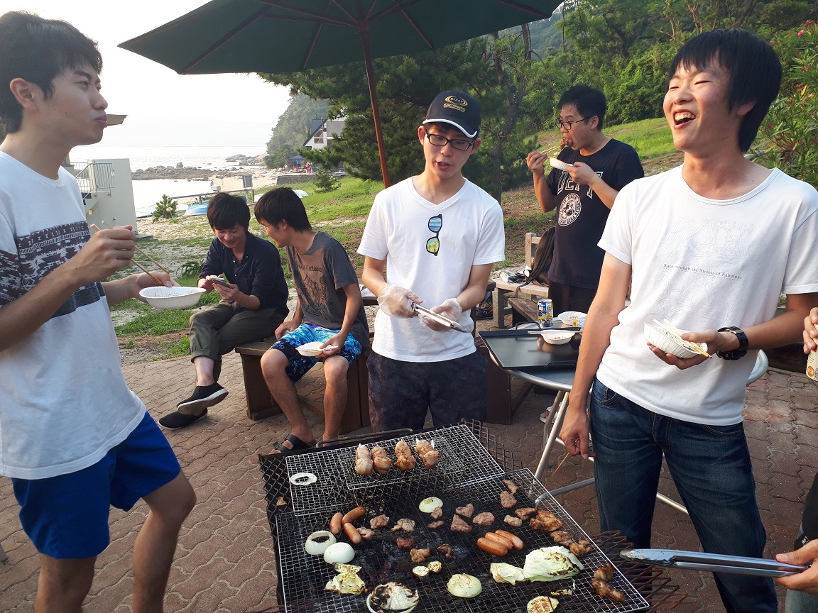 院試がんばれ会(バーベキュー大会)を開催しました。